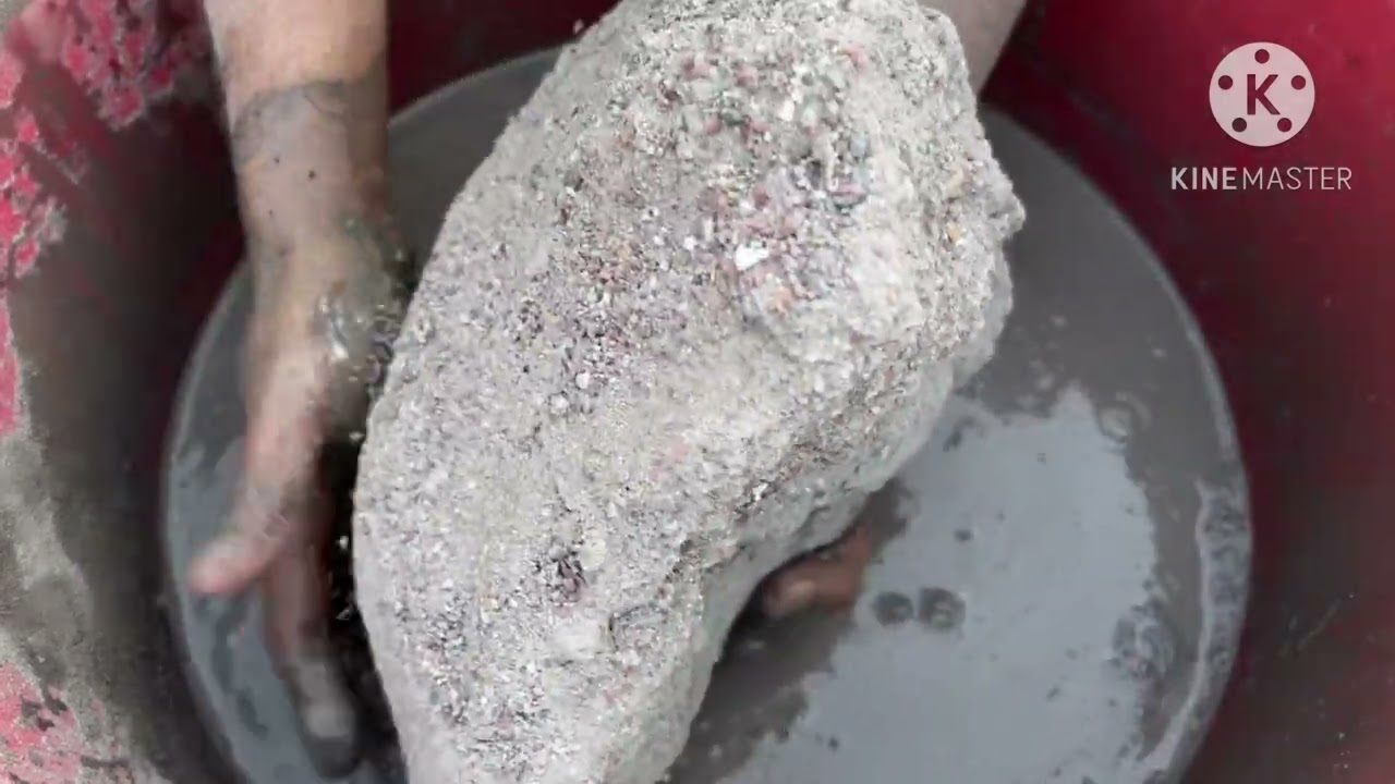 Sand cement chunks crumbling #sandcement #satisfying