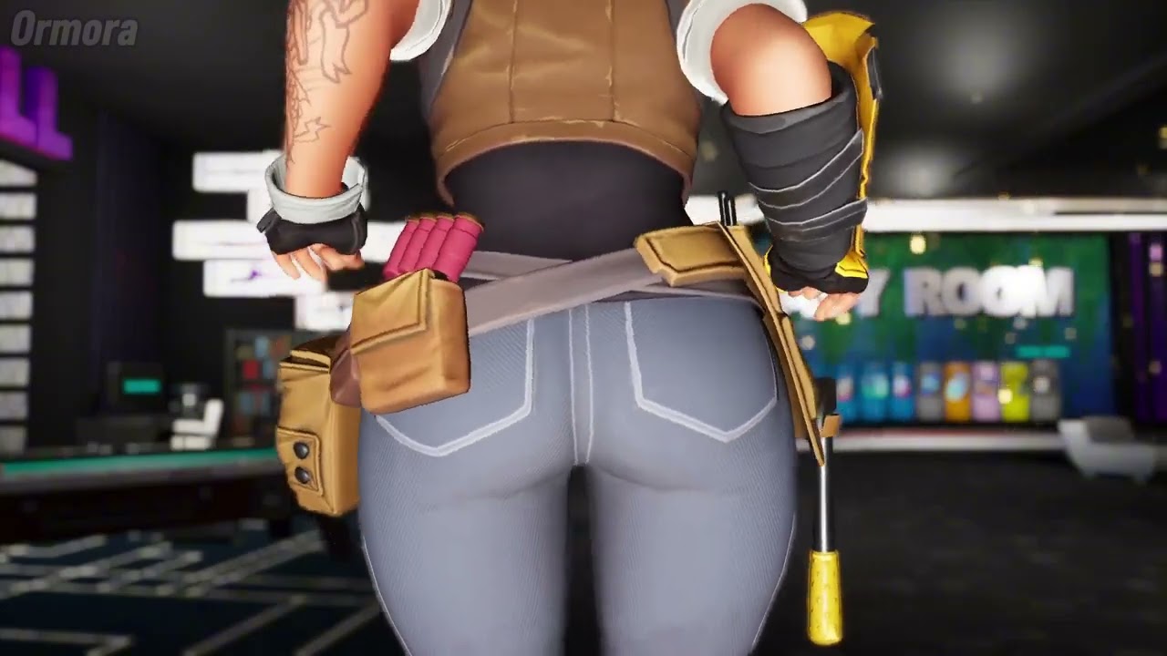 Penny dancing party hips THICC