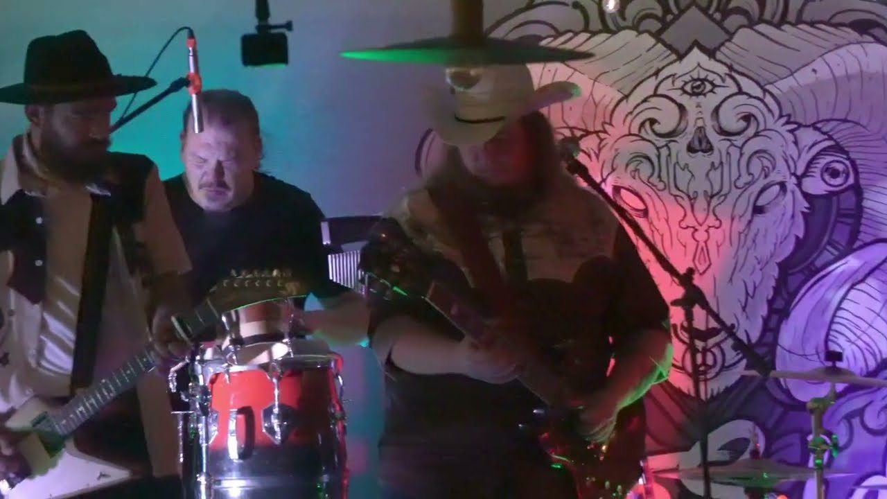 This Old Town -- Chris Horses Band @ Outhsider