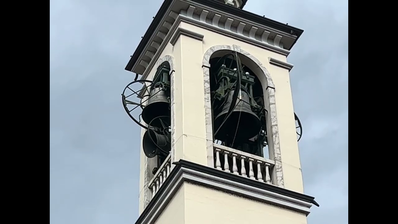 Campane di Paratico (Bs) distesa delle 5 campane minori 🔔 