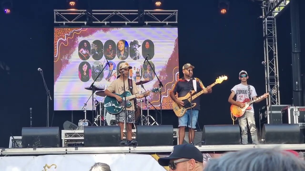 Brown Skin Baby - Bob Randall (cover by Castlereagh Connection, featuring the Gamilaraay language)