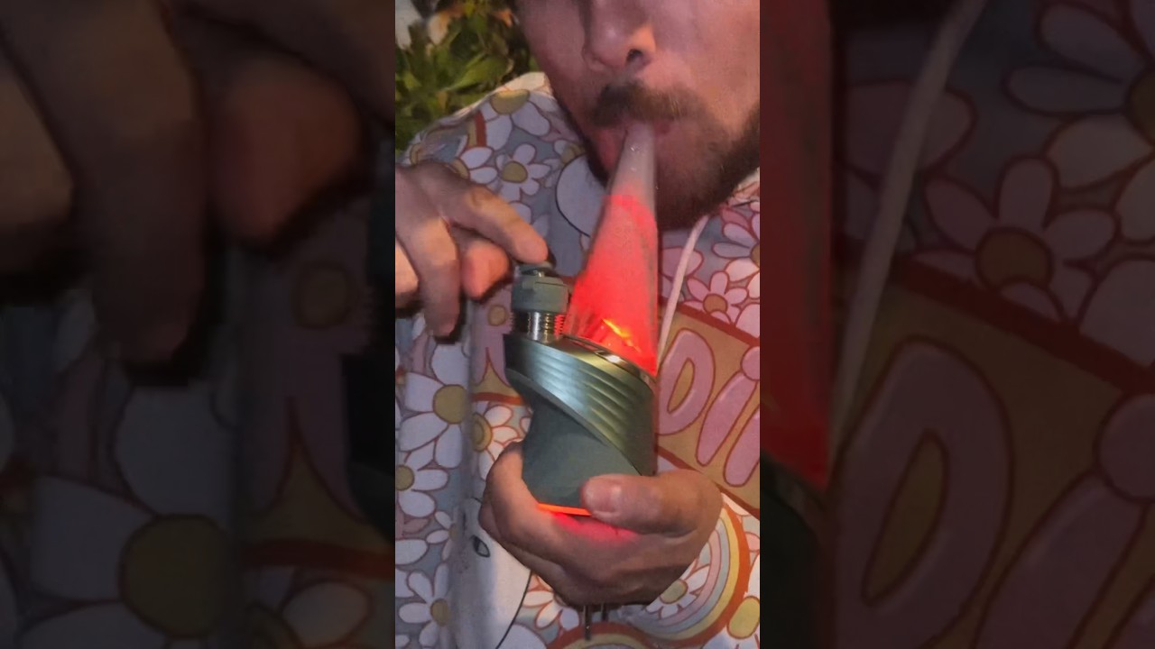 The New Flourish Puffco Peak! #420 #710 #dabbingvideo #fypシ #fy #gas #smoke #smoking #relatable