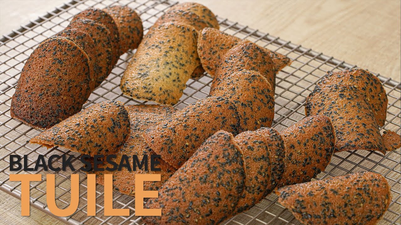 기왓장을 닮은 과자, 흑임자 튀일 | Black sesame tuile