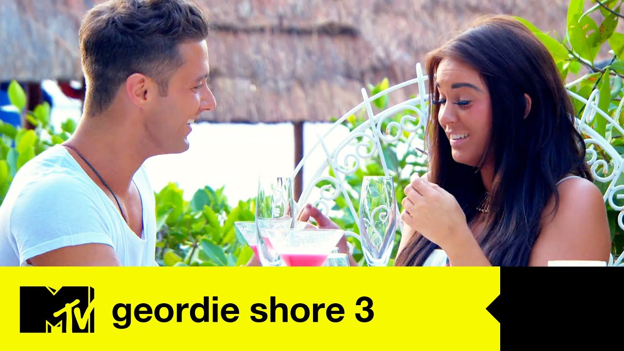 Ricci Guarnaccio Proposes To Vicky Pattison | Geordie Shore 3