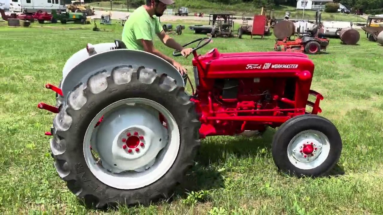 Ford 641 Workmaster - Iron Auction Company