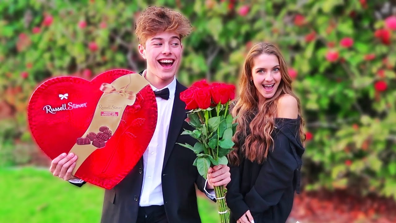 ASKING MY FRIENDS TO BE MY VALENTINE!!