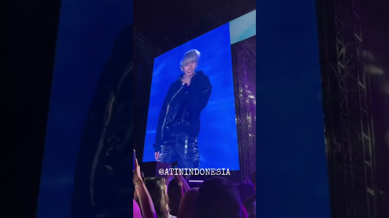 SB19 performs I WANT YOU at the Playlist Live Festival #PlaylistLiveFestival in Bandung (Indonesia)!