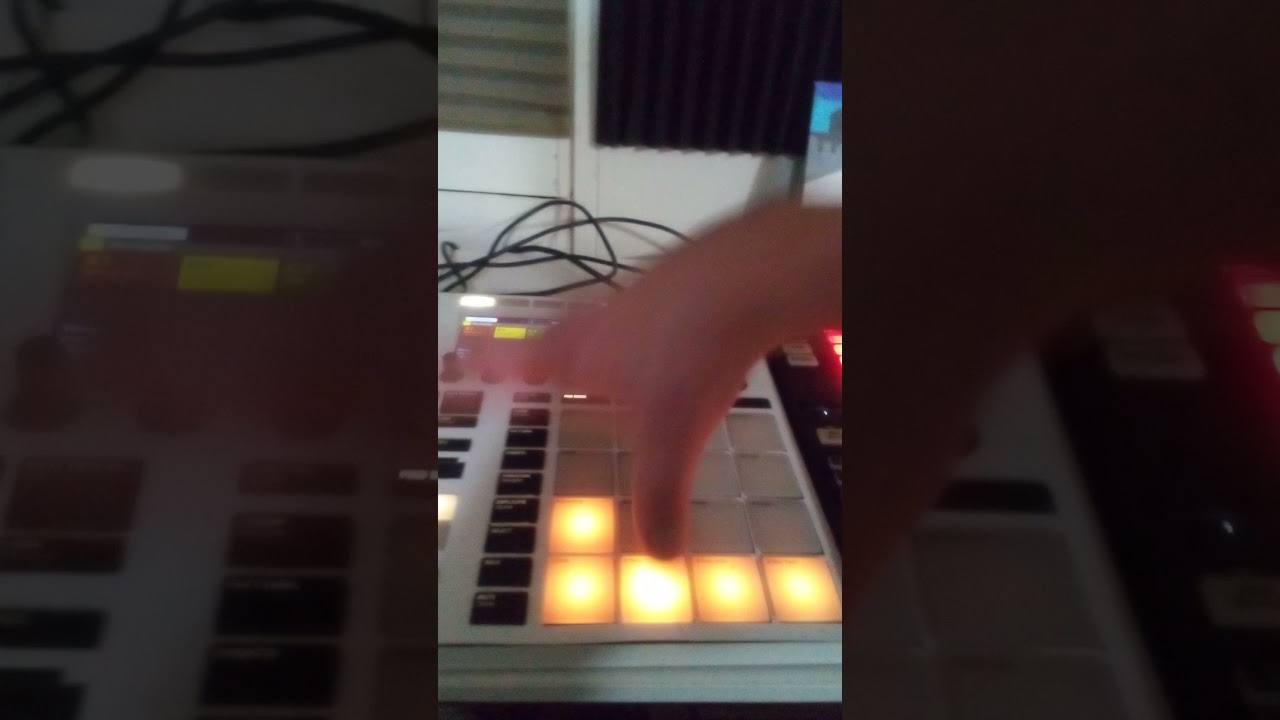 Sample flip Saturday Dec.4th 2021 84Bpm Hard Rap Beat