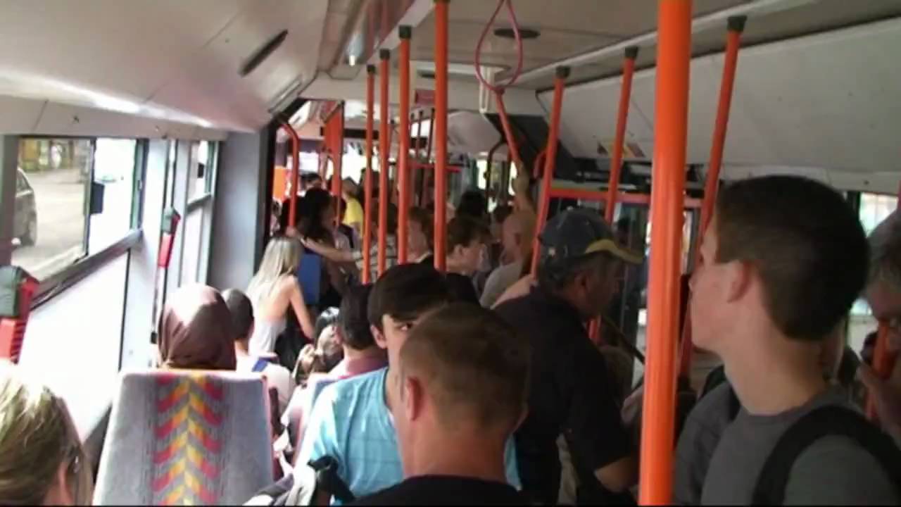 Busfahrt mit der Linie 11A