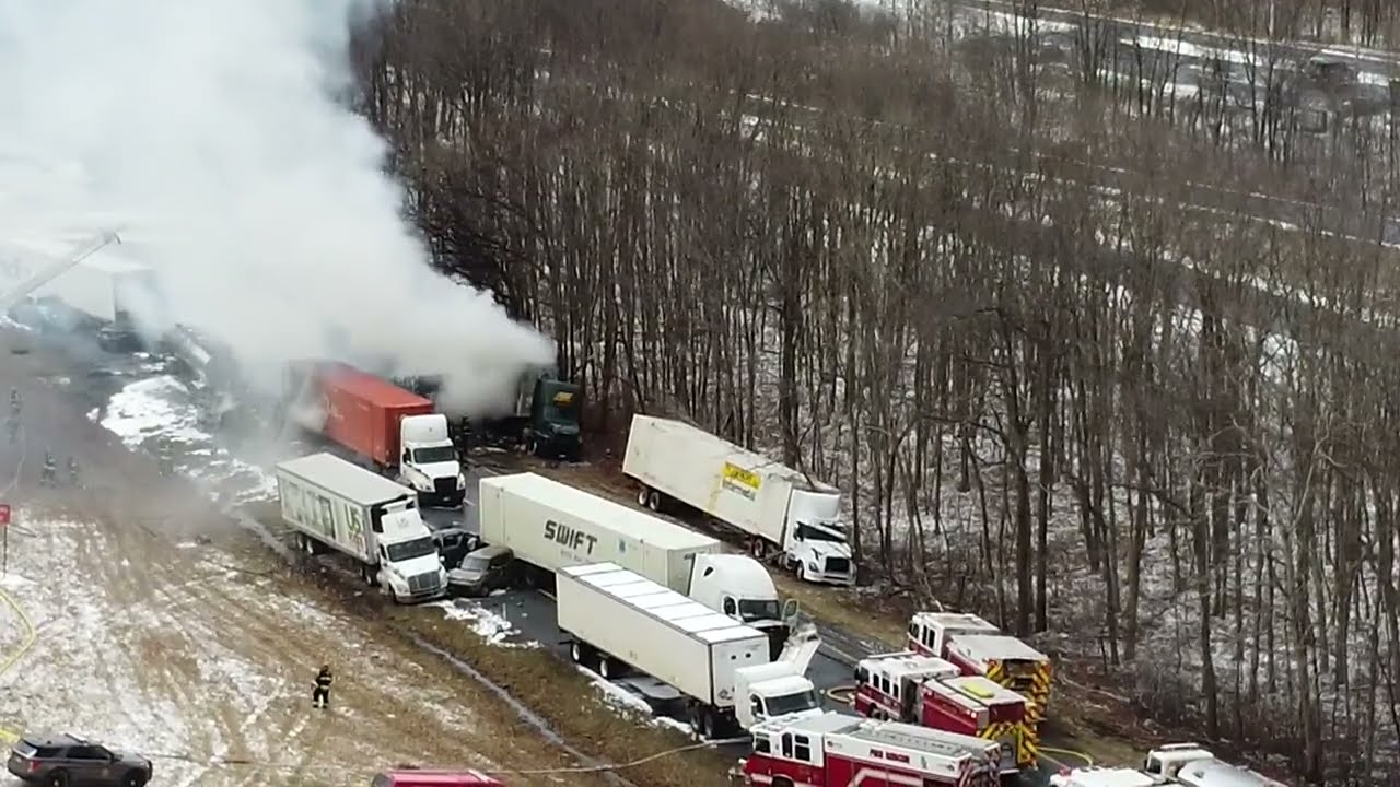 (M6-R&eacute;dacteur) Un carambolage aux Etats-Unis fait au moins 3 morts