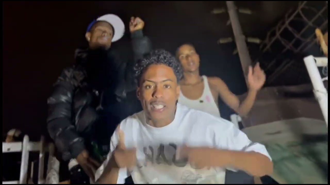 Lil poty - Fumao y loco | Lenny films presenta 