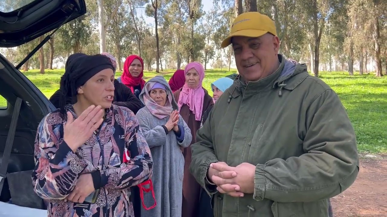 ينبغي علينا جميعًا أن نسعى إلى مدّ يد العون لكل محتاج قدر استطاعتنا🤍