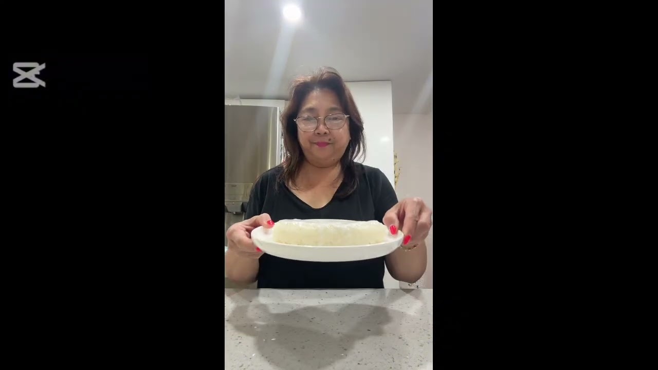 Cravings satisfied! 🥭🍚Trying Aroy-D Frozen Mango Sticky Rice an authentic & convenient Thai dessert.