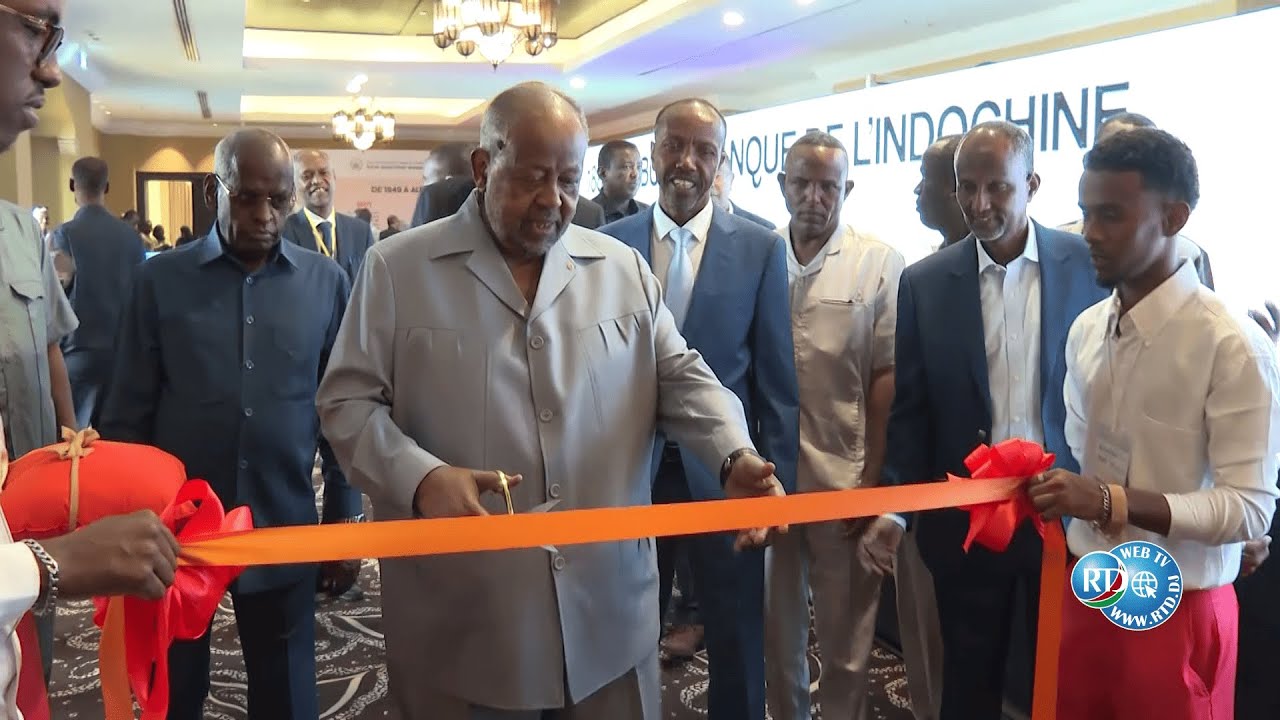PRÉSIDENCE: cérémonie du 75eme anniversaire du franc Djibouti + arrivée du président