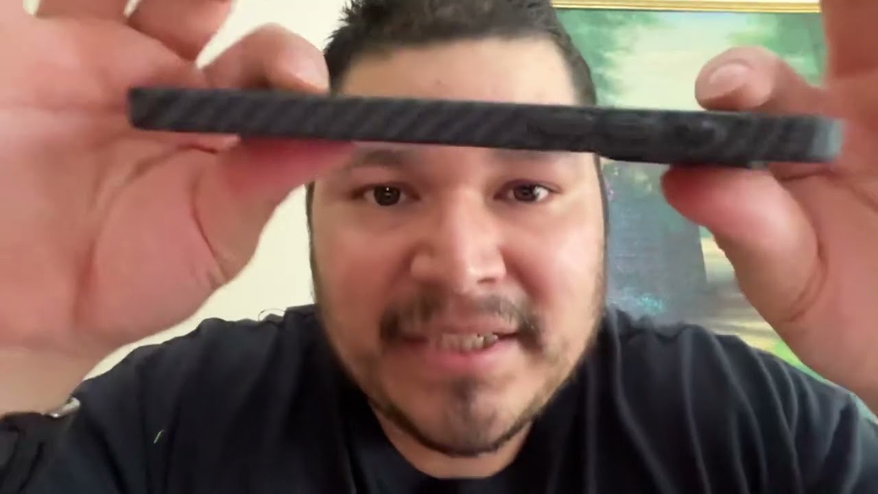 Чехол Reborn Device из углеродного волокна для iPhone 16 Pro Max: мои впечатления