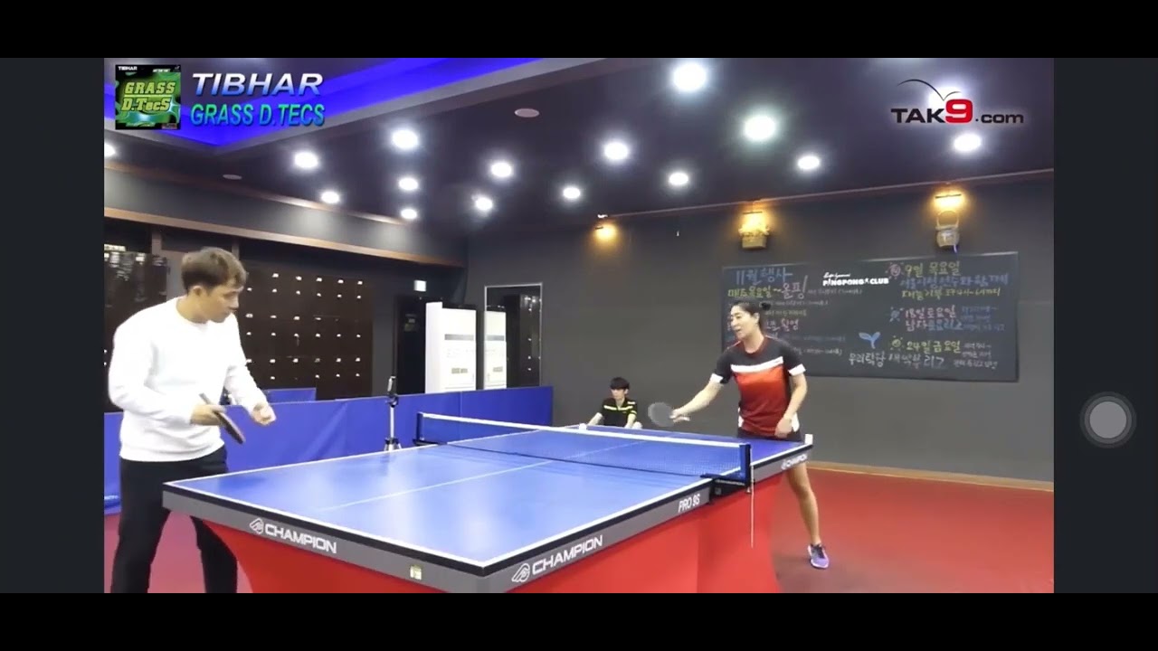 Kỹ thuật đấm bóng bằng gai dài Ox ( punch with long spikes)