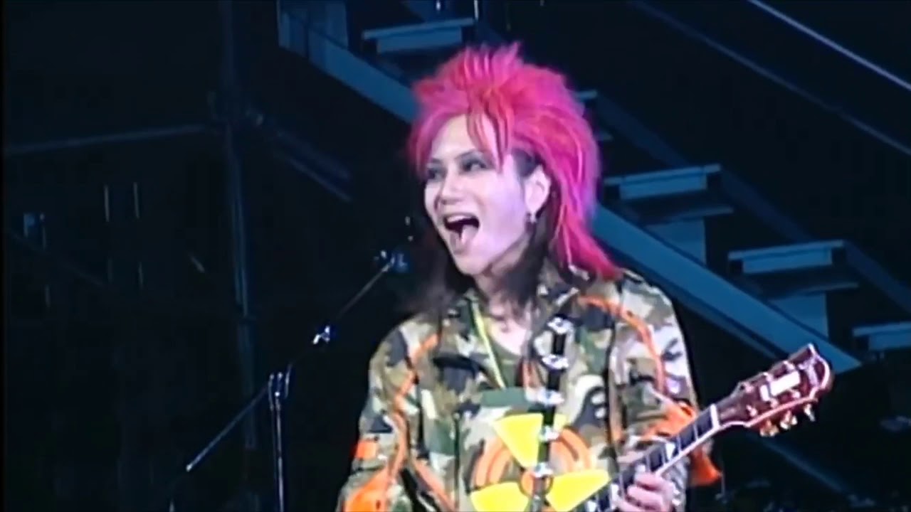 hide ギタープレイ