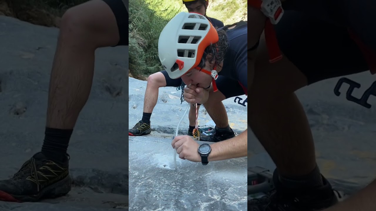 Poniendo un Bolt (perno) para rapel o escalada #climbing #escalada #tools #handyman #monta&ntilde;a