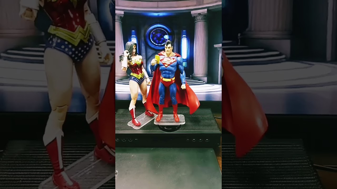 SUPERMAN & WONDER WOMAN relationship tips | superhero toy videos #mcfarlanetoys #dcmultiverse #dcu