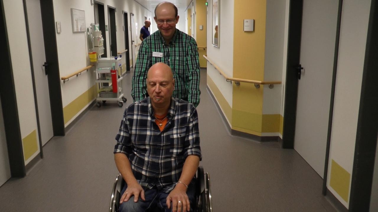 Ehrenamtliche Patientenbegleiter leisten wertvolle Hilfe in der Dülmener Christophorus Klinik