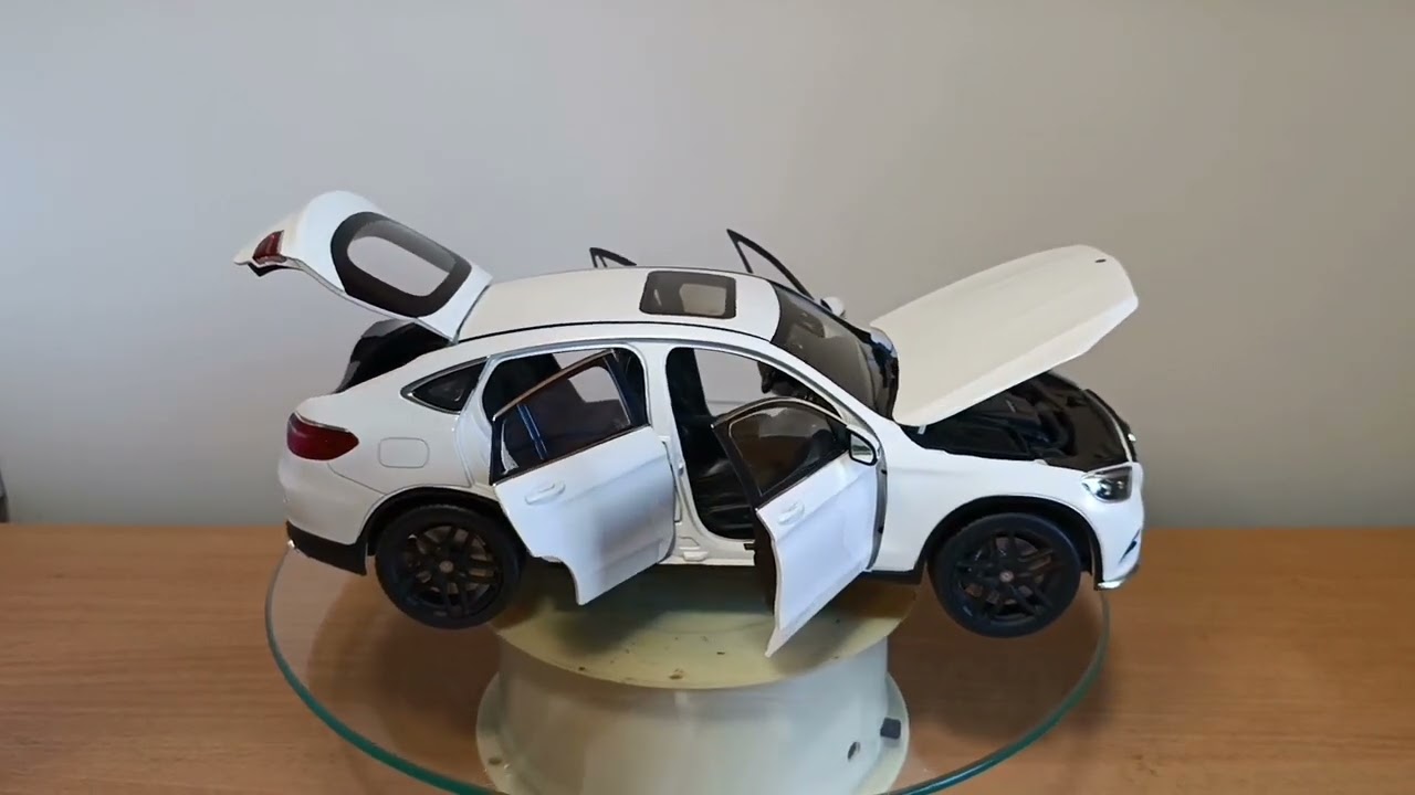 Mercedes Benz GLC Coupe (X253) 2016  iScale 1/18
