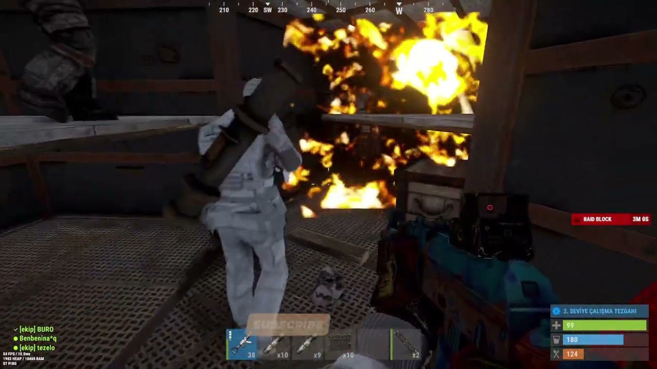Rust Hızlı Birşekilde Herkeze Raid Attık. #short #rust #fyp