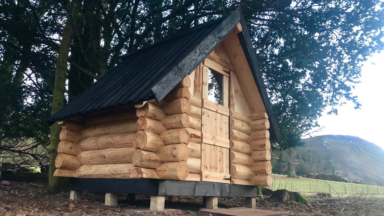 Building a Log Cabin in Lakeland
