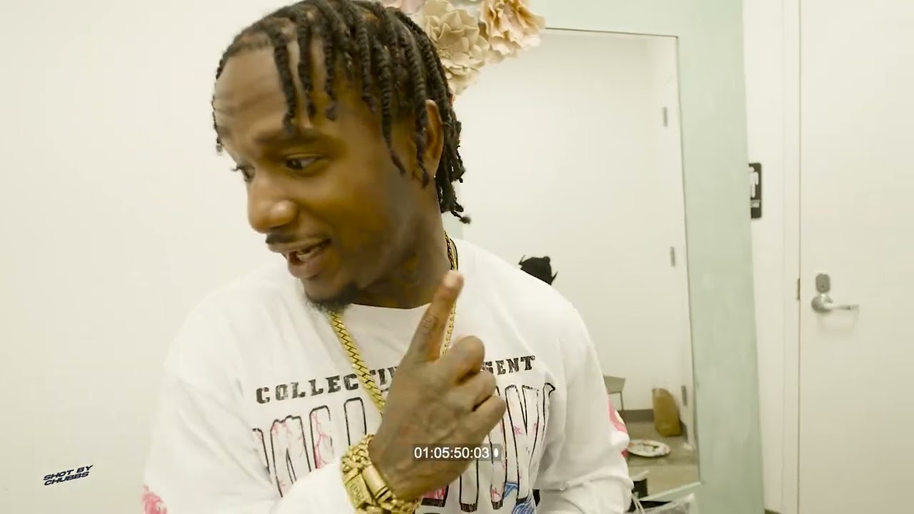 It’z Hot: Episode 4 - Rizzoo grabs some drip w|  @YoungDeji x @otb.daedae__ x @theemyanicole