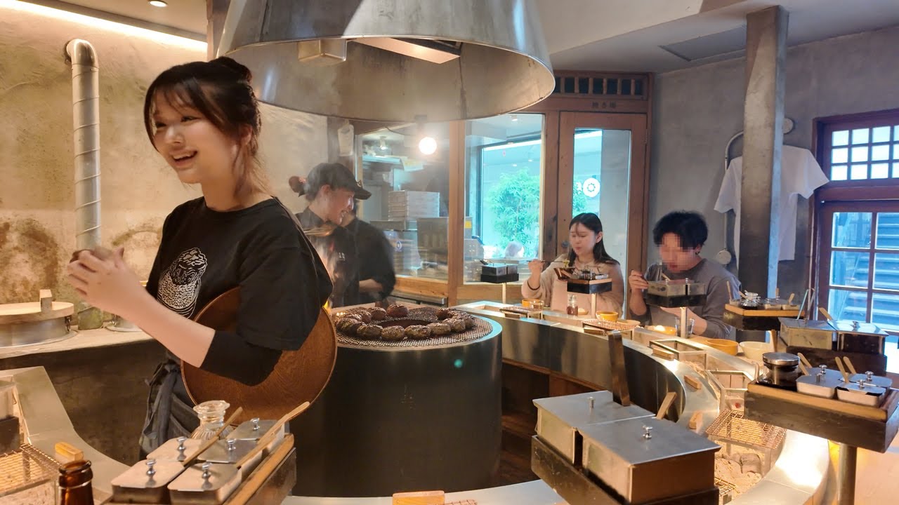 「挽肉と米」炭火焼ハンバーグ・ブームの火付け役