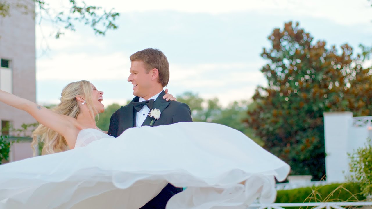 They Waited 2.5 Years To Say I Love You // Wish Well House Wedding