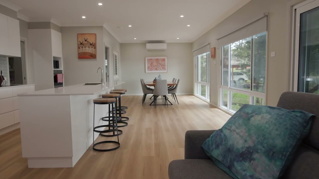63 Cove Boulevarde, North Arm Cove