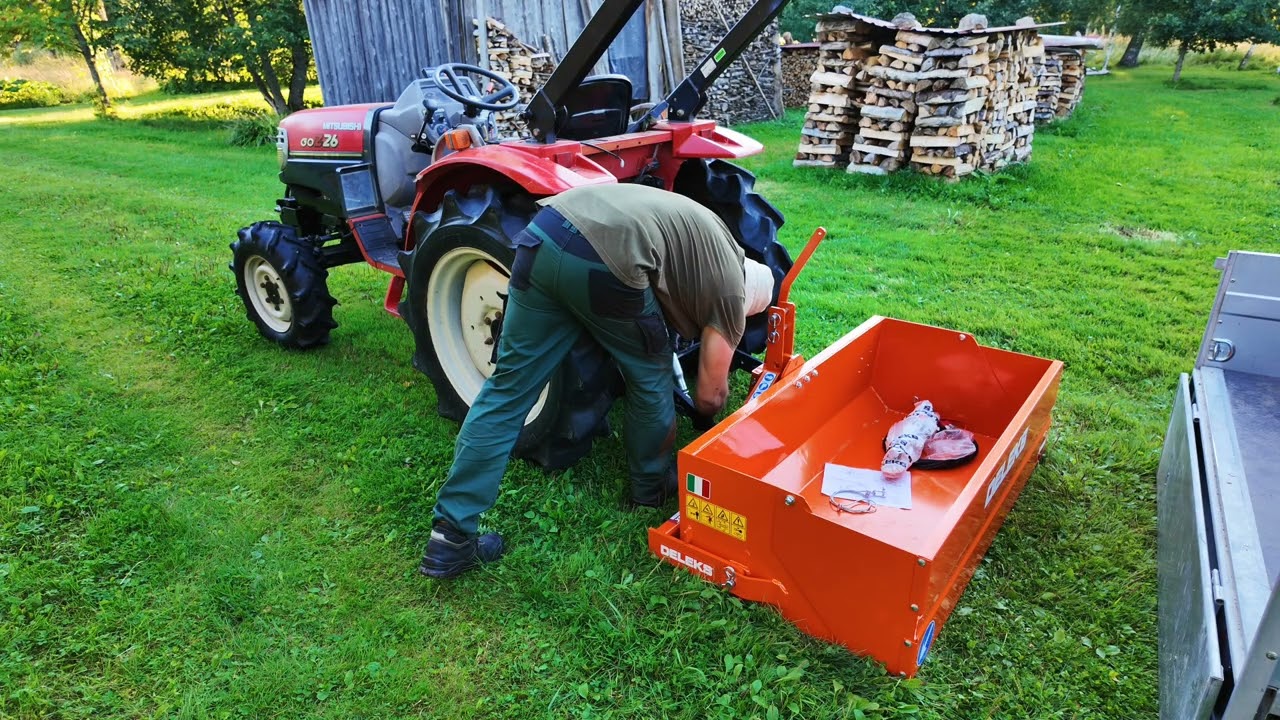 Back tipping bucket for tractor DELEKS #tractor #farmer #farming