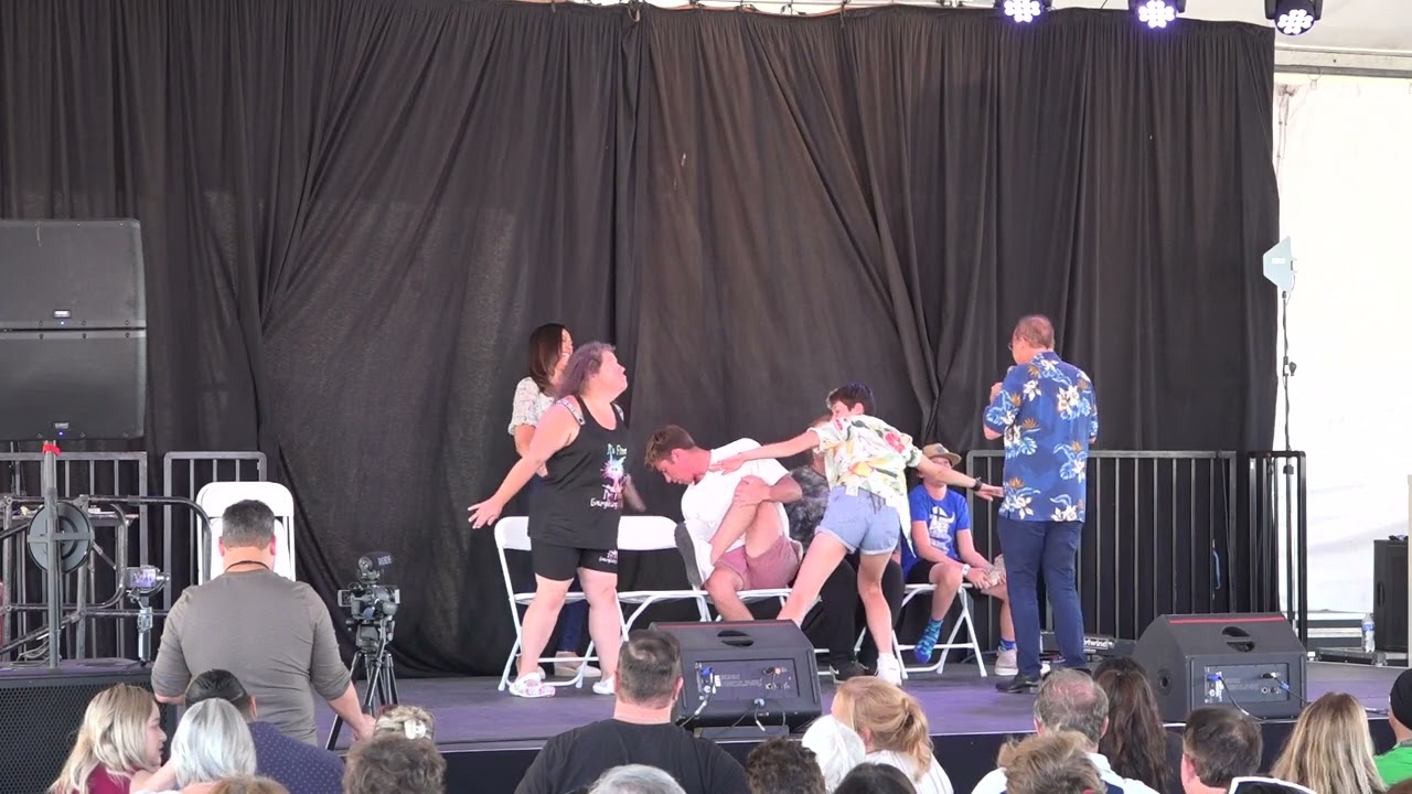 Mark Yuzuik OC Fair Hypnotist Show |  Funniest Ever