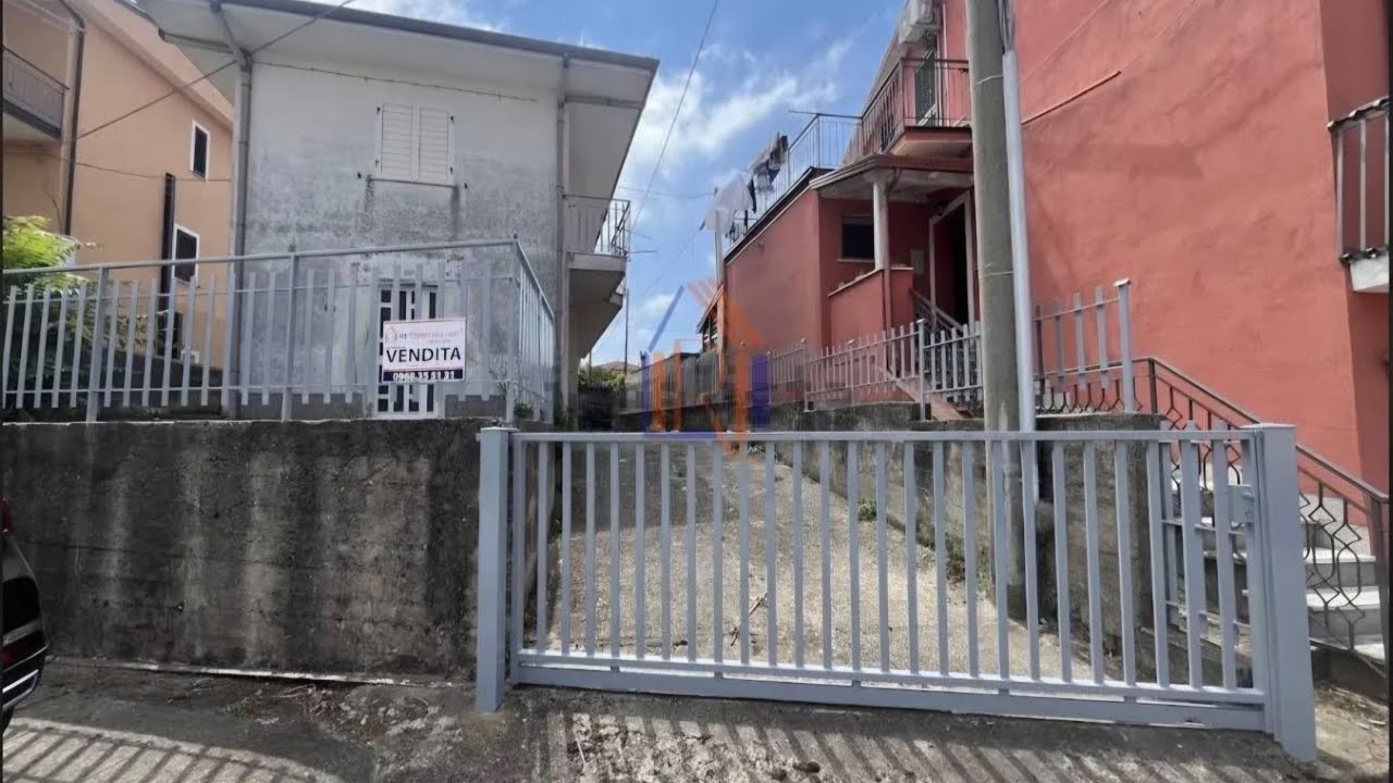 House with garden €56000, Nicastro, Italy