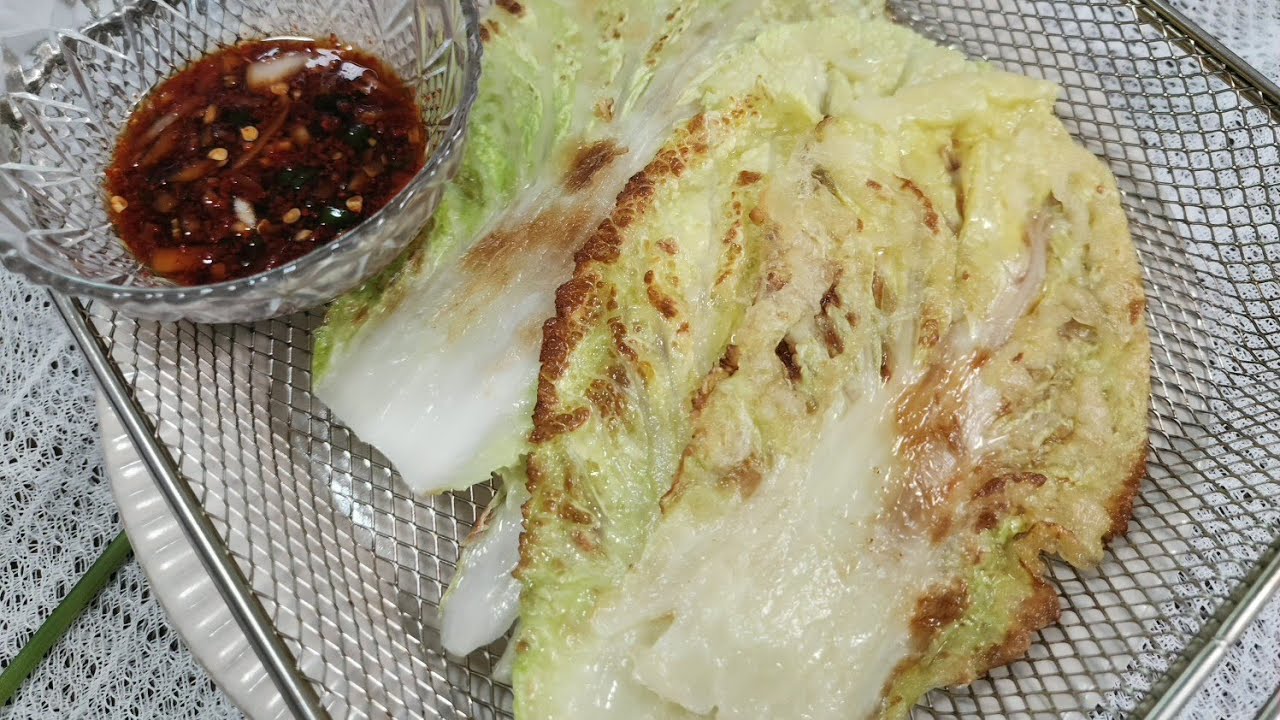 겨울 별미! 배추전 이렇게 부치면 실패 없어요👌 겉바속바삭 배추전 만들기