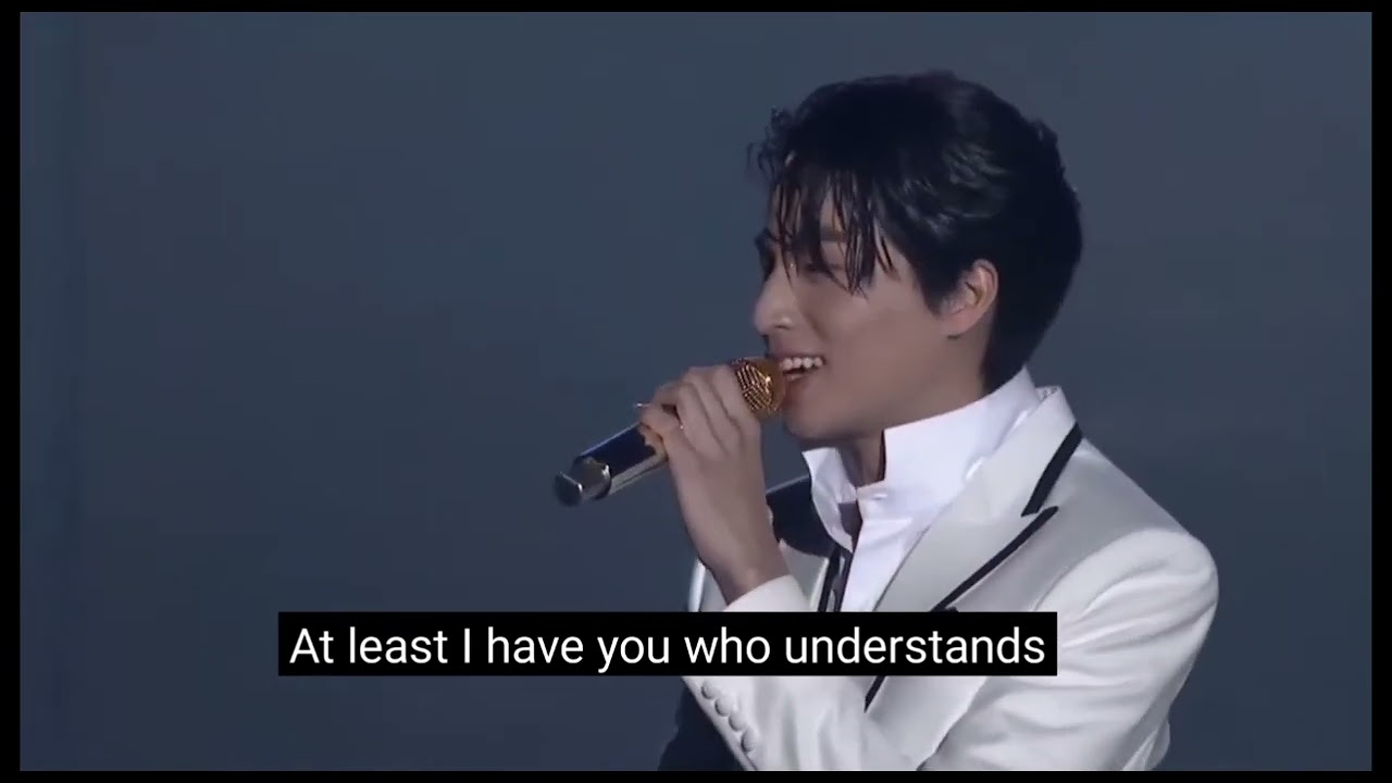 Gulf Kanawut - ไม่ต้องรู้ว่าเราคบกันแบบไหน (Don't have to know what our relationship is) LIVE