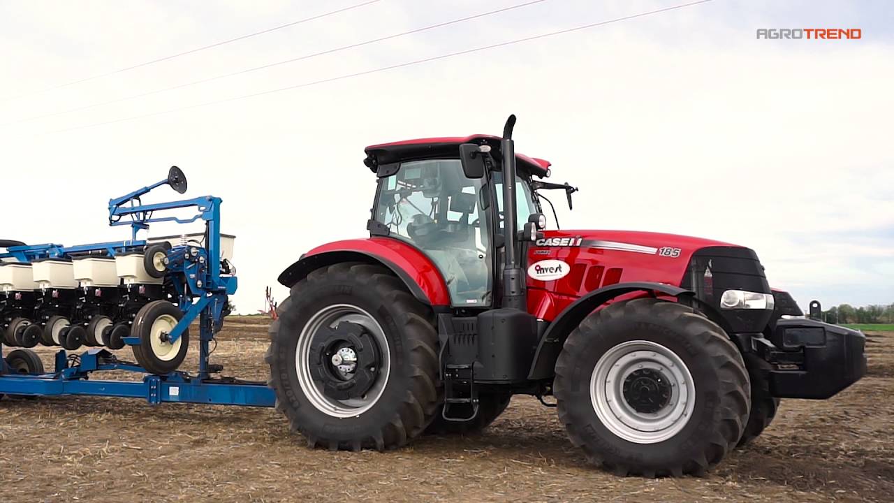 I. NAK MezőGépShow - CASE IH PUMA 185 - KINZE 3600 12 soros szemenkénti vetőgép