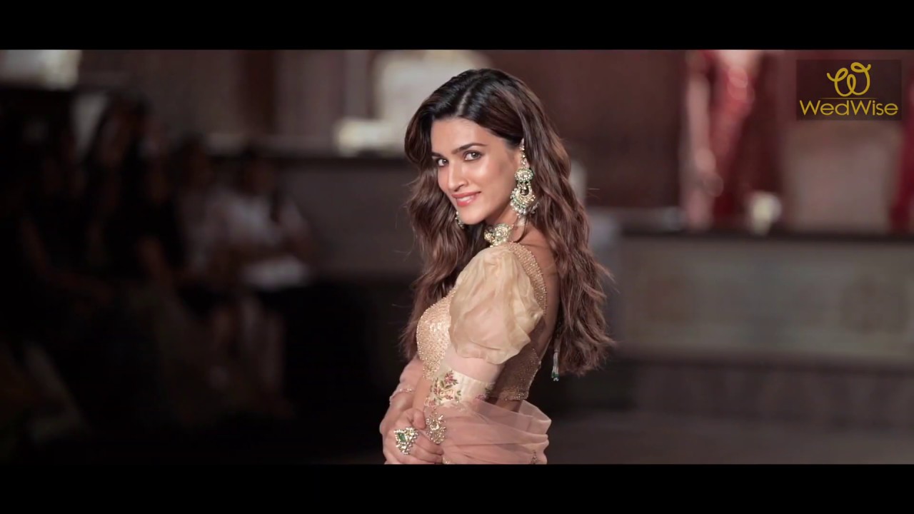 Kriti Sanon- The Bridal Muse | Bridal Preview at Shyamal and Bhumika's Flagship Store in Delhi