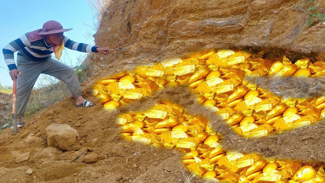 Amazing finding gold! gold hunter found a lot of gold treasure near river at mountain