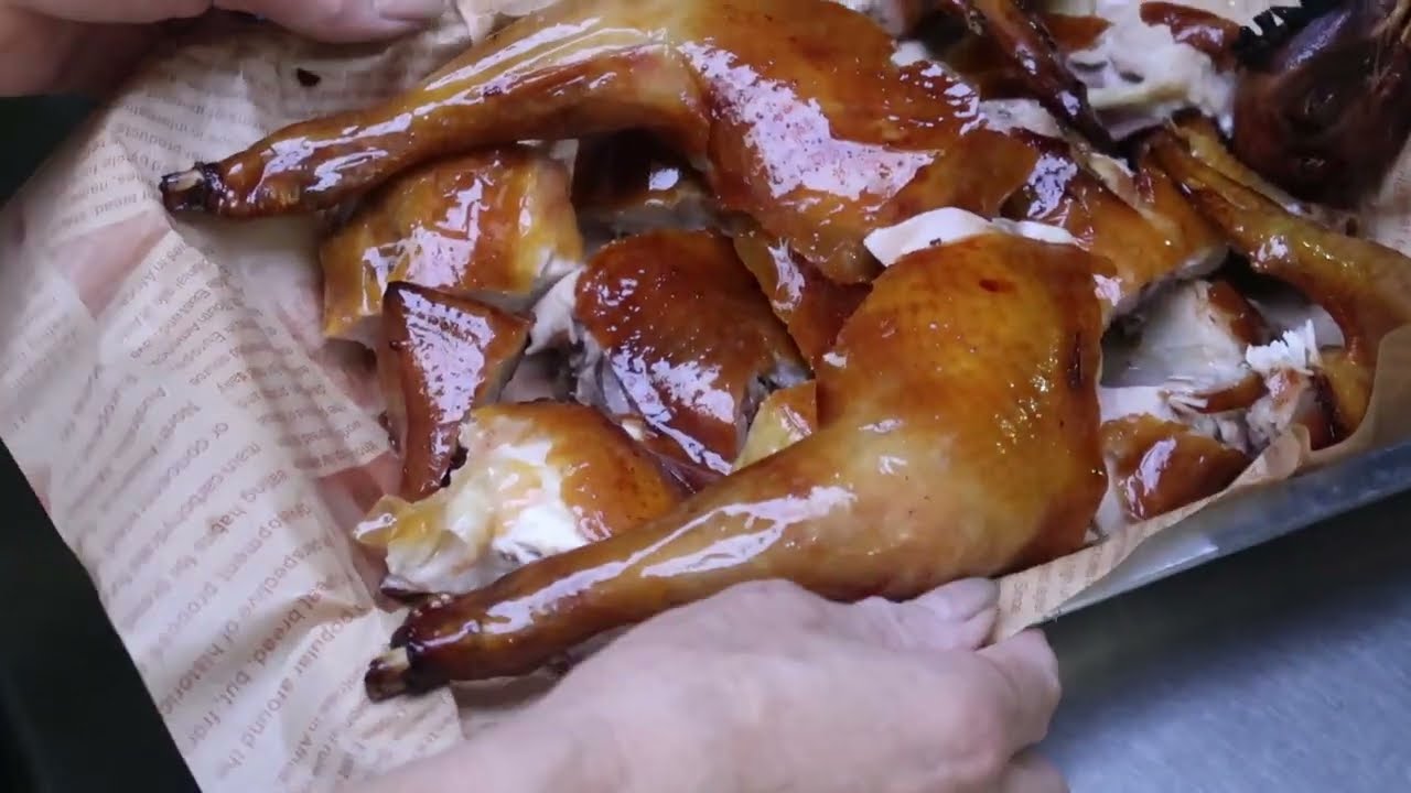 Fantastic Roasted Chicken Cutting 巧手剪烤雞 婷姐燒雞  不新鮮不烤  不美味不烤  不精彩不烤  現烤莫急 全力出雞 @YouTuberUSA