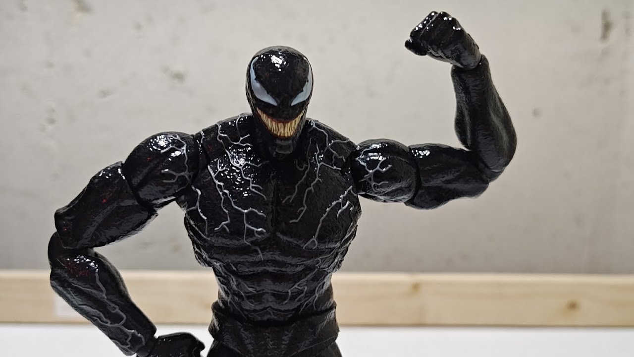 S.H. Figuarts Venom, and a Merry Christmas