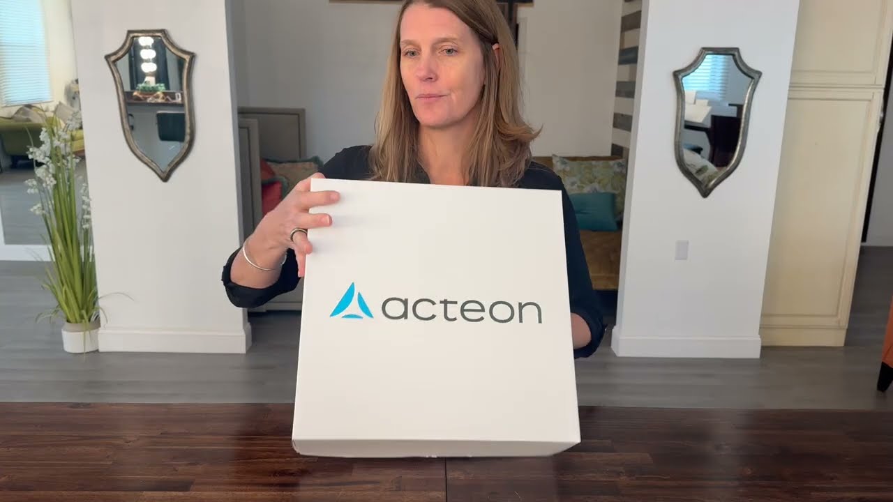 Unboxing the Acteon Newtron P5 XS