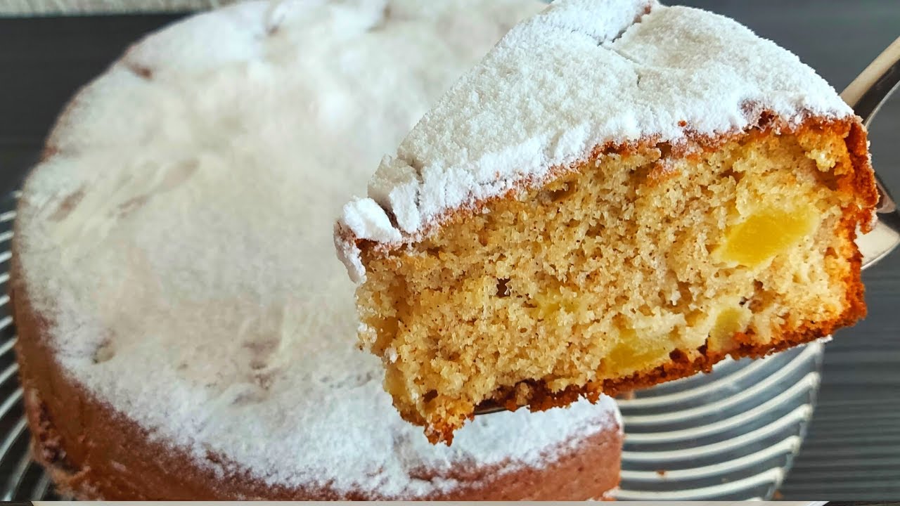 BOLO DE MAÇÃ SUPER FOFINHO || DE LIQUIDIFICADOR  E MUITO FÁCIL DE FAZER! Mônica Kowales
