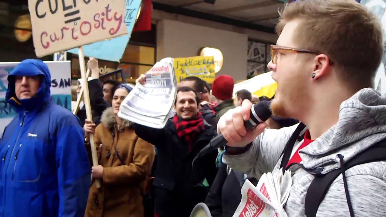 Cardiff march against arts cuts - #cardiffwithoutculture