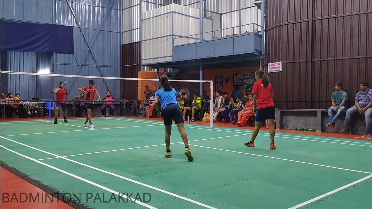 UNDER 19 GIRLS DOUBLES BADMINTON TOURNAMENT FINAL:ANAMIKA&AMRITHA VS ROSENITHA& SRINIDHI