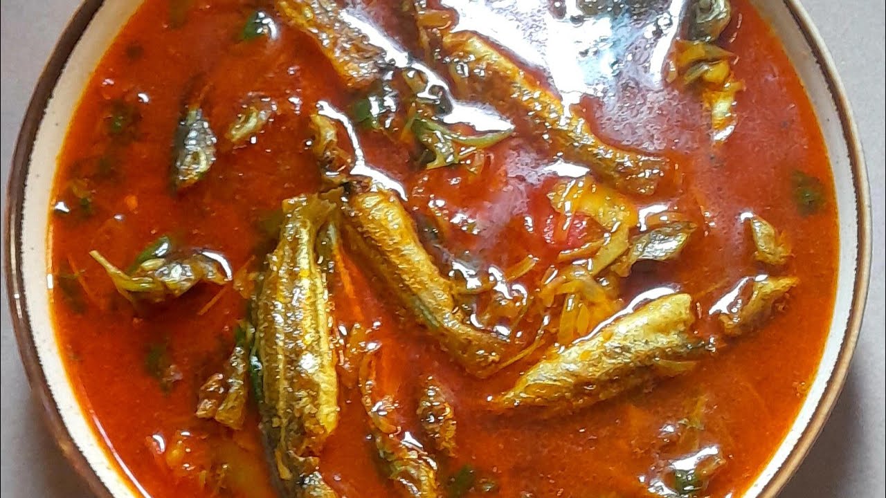 অসাধারণ স্বাধে কম মসলায় টেংরা মাছের পাতলা ঝোল। tagra machar patla jol recipe. 