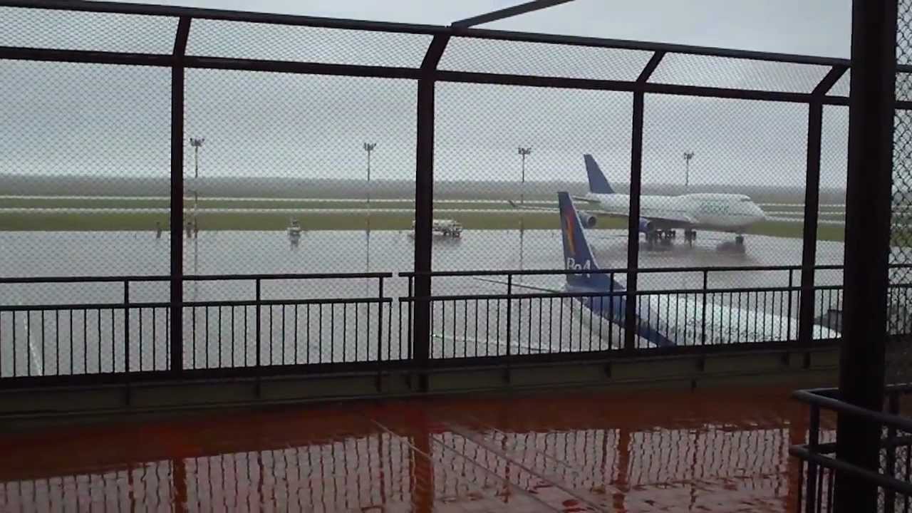 Aeropuerto Viru Viru (VVI-SLVR) - Santa Cruz Bolivia - Escuchando Frecuencia ATC