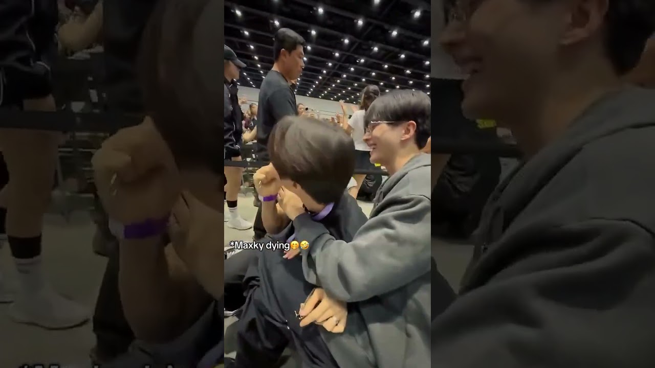 Maxky is living his fanboying life 🤭