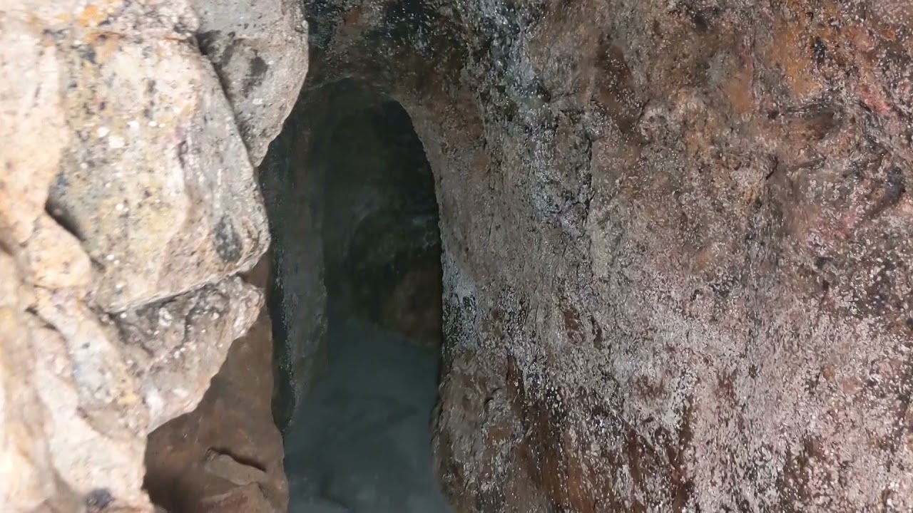 Exploring Lesceave Mine - A victorian Cornish coastal copper mine