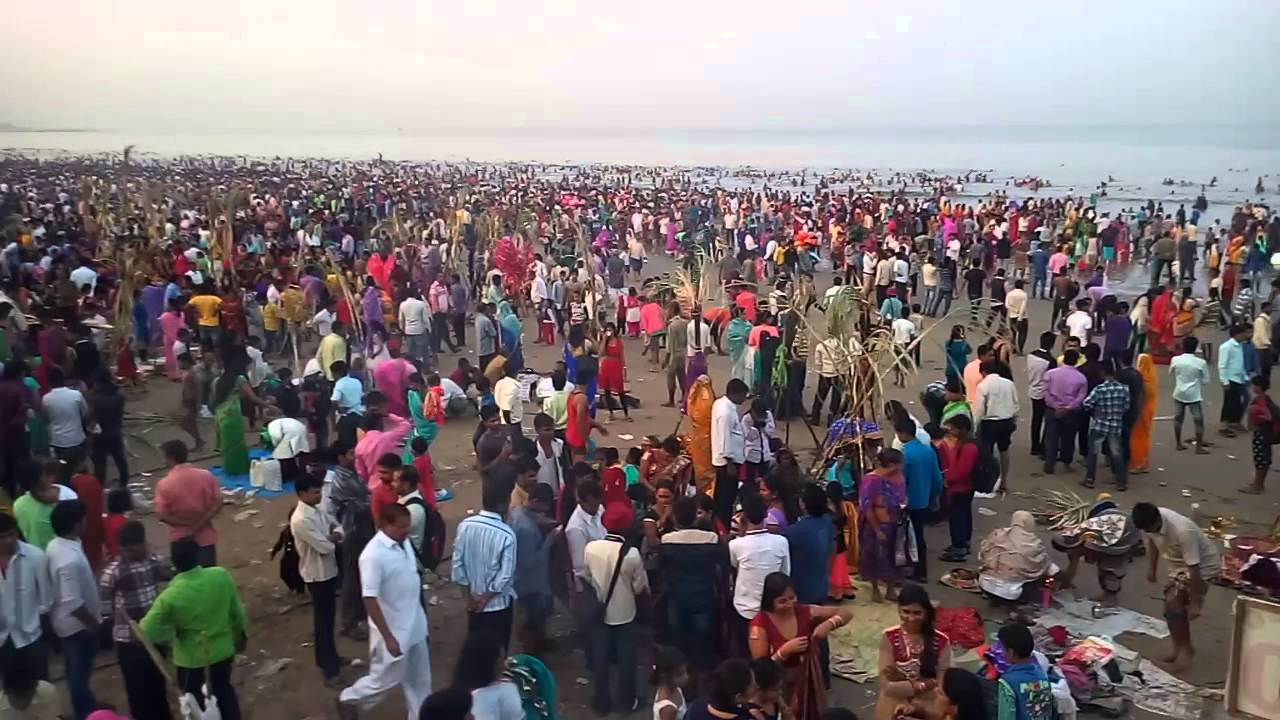 Vishu chhath puja in Mumbai juhu beach